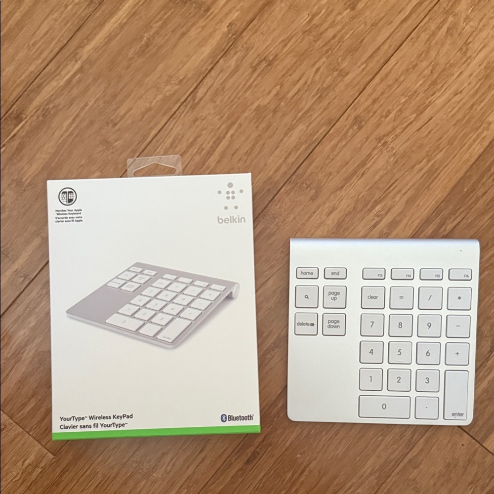 Belkin Bluetooth Keypad - White and Silver, original box